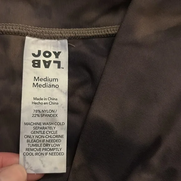 Joy Lab biker shorts - Picture 2 of 3